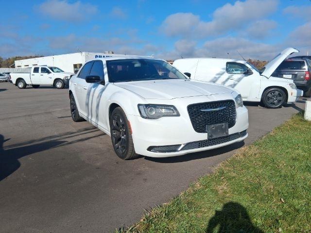 Chrysler 300 Touring 2019