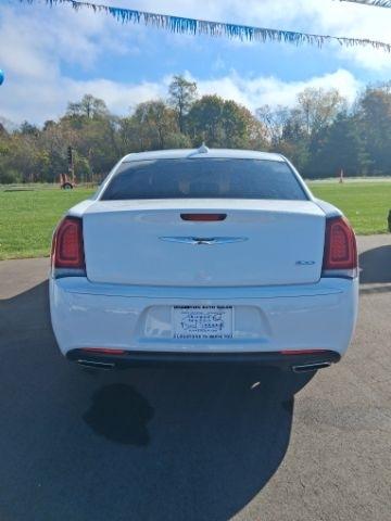 Chrysler 300 Touring 2019