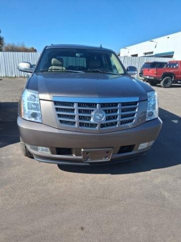 Cadillac Escalade AWD Luxury 2011