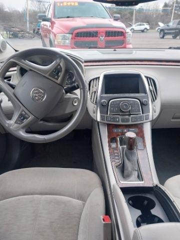 Buick LaCrosse Base 2013