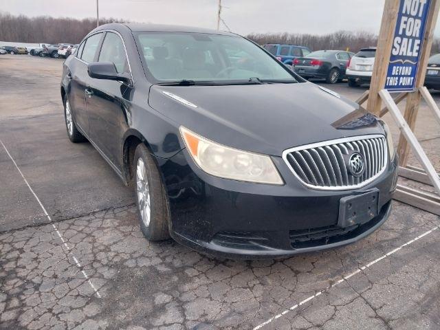 Buick LaCrosse Base 2013