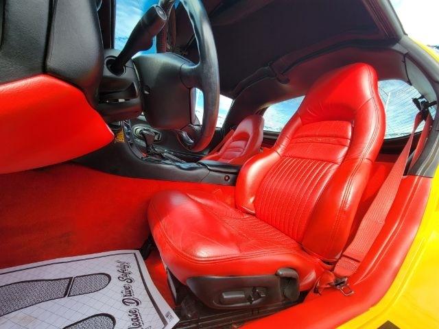 Chevrolet Corvette Coupe 2001