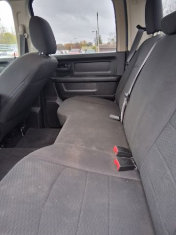 RAM 1500 Classic Tradesman Crew Cab SWB 4WD 2019