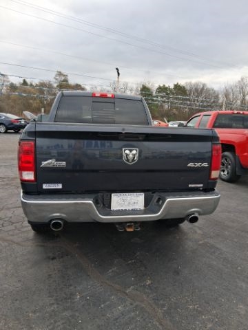 RAM 1500 SLT Crew Cab LWB 4WD 2016