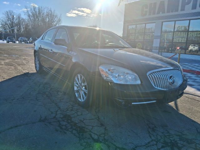 Buick Lucerne CX 2010