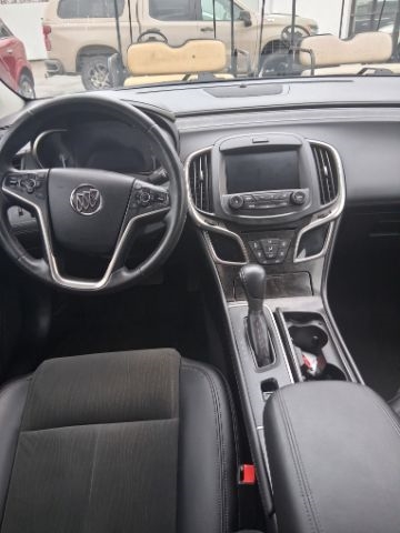 Buick LaCrosse Base 2015