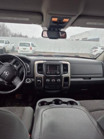 RAM 1500 SLT Quad Cab 4WD 2014