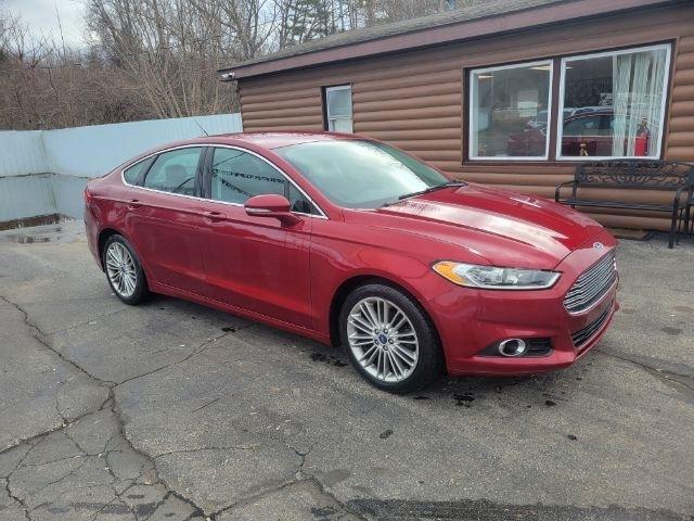 Ford Fusion SE 2015