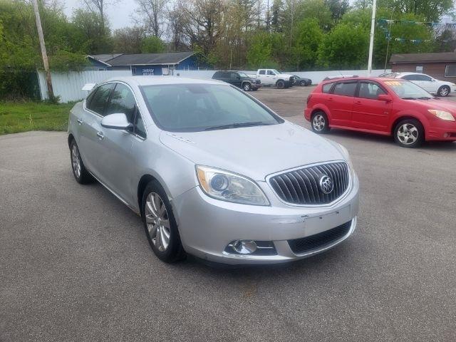Buick Verano Base 2013