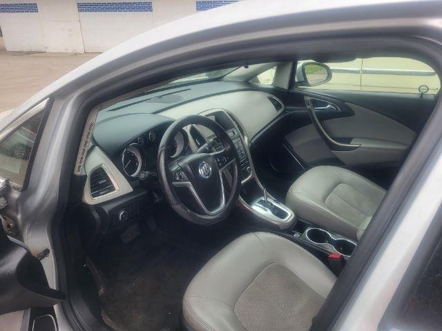 Buick Verano Base 2013