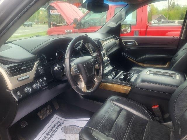 GMC Yukon XL Denali 4WD 2017