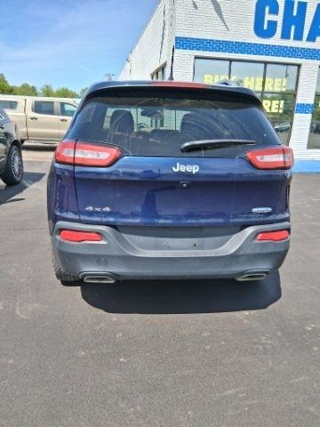 Jeep Cherokee Latitude 4WD 2016