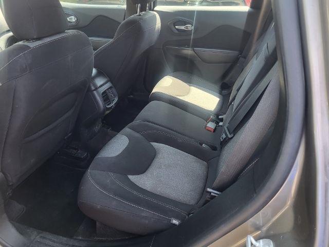 Jeep Cherokee Sport FWD 2016