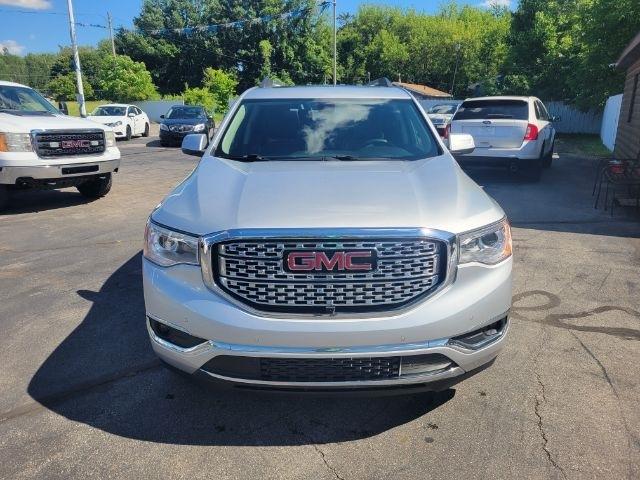 GMC Acadia Denali AWD 2017