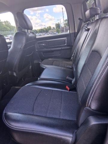 RAM 1500 Sport Crew Cab SWB 4WD 2017