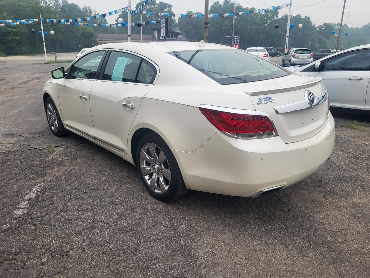 Buick LaCrosse CXS 2011