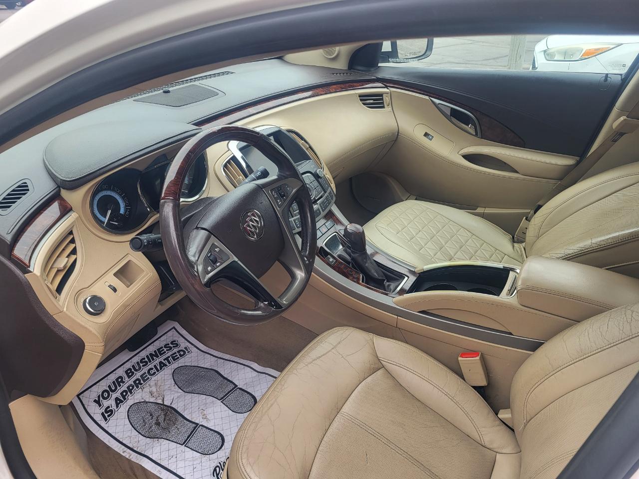 Buick LaCrosse CXS 2011