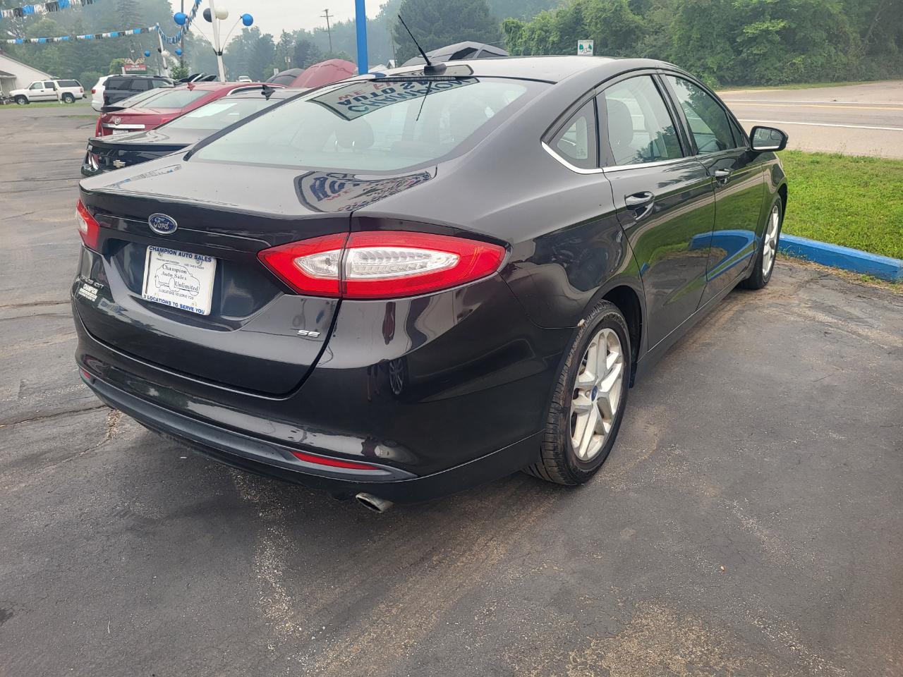 Ford Fusion SE 2013