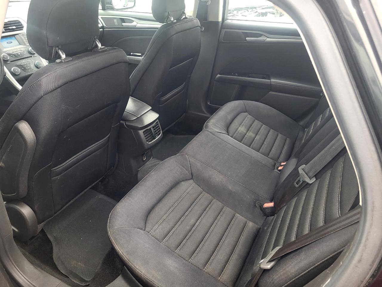 Ford Fusion SE 2013