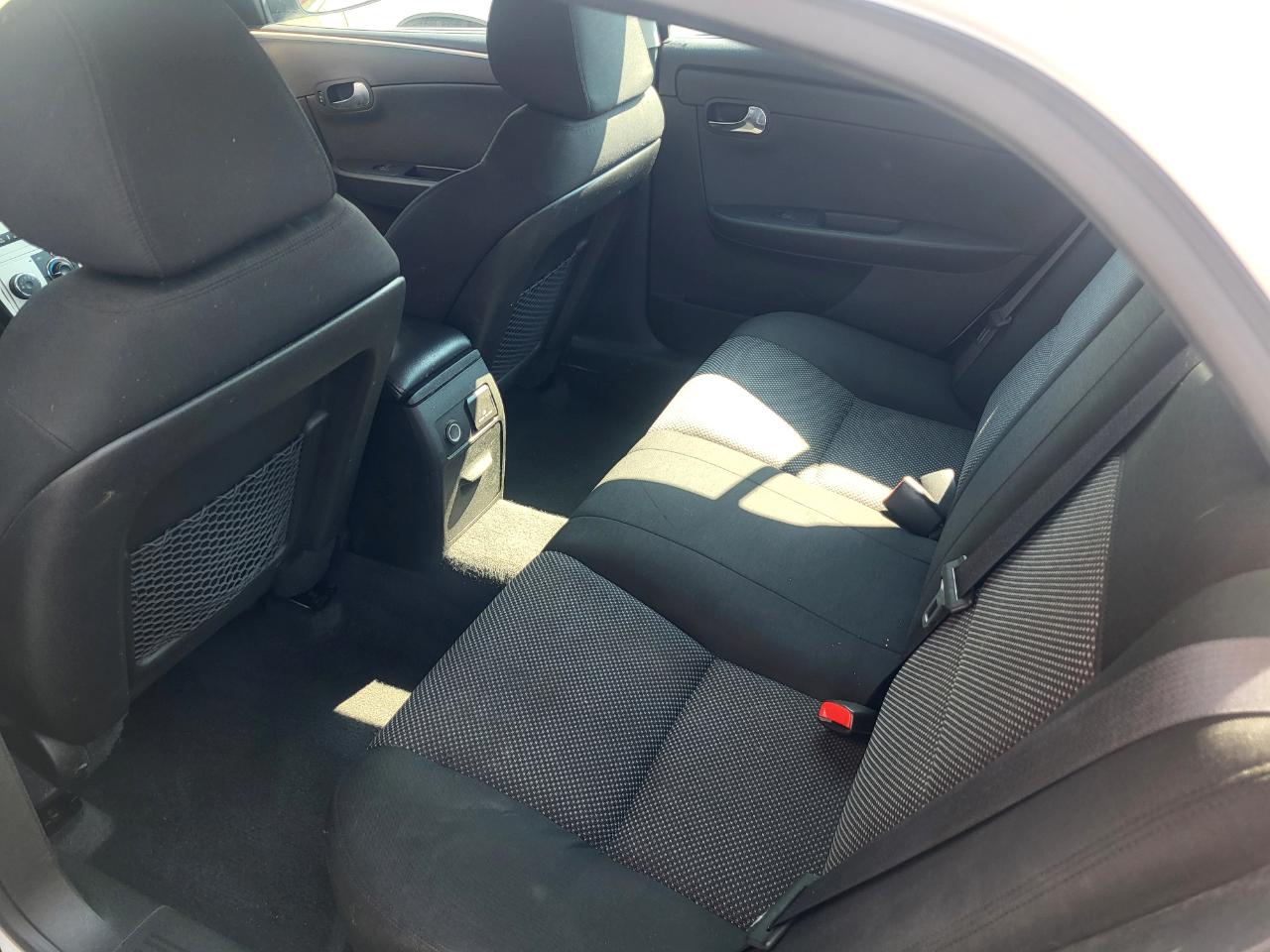 Chevrolet Malibu 1LT 2012