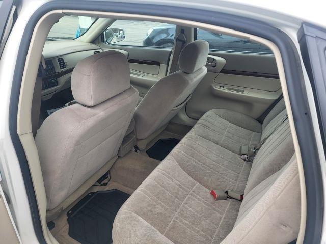 Chevrolet Impala Base 2002