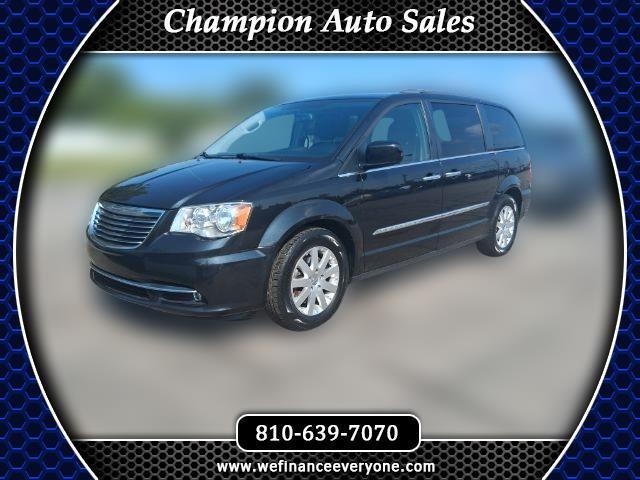 2016 Chrysler Town & Country Touring