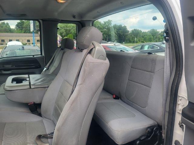 Ford F-250 SD XL SuperCab Long Bed 4WD 2006