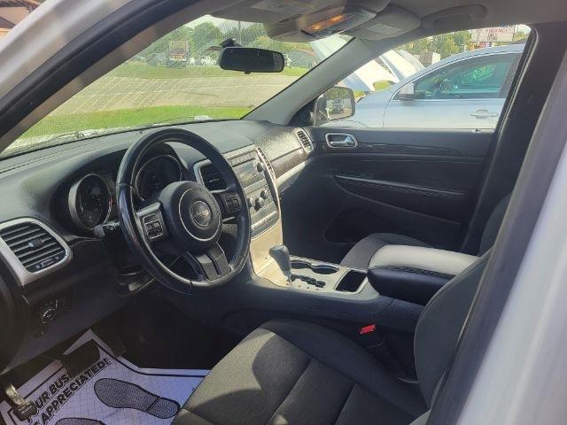 Jeep Grand Cherokee Laredo 4WD 2013