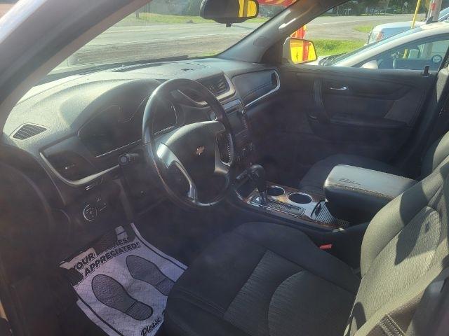 Chevrolet Traverse 1LT FWD 2013