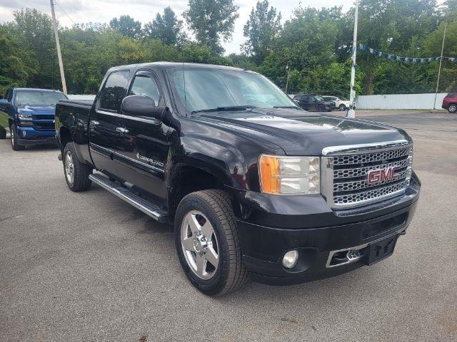 GMC Sierra 2500HD Denali Crew Cab 4WD 2011
