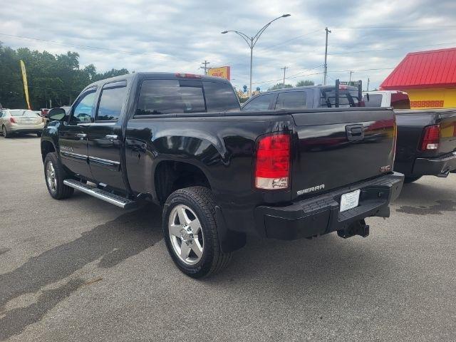 GMC Sierra 2500HD Denali Crew Cab 4WD 2011