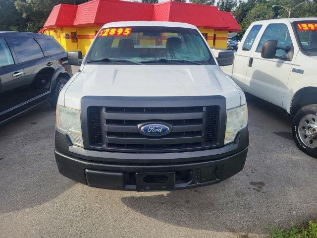 Ford F-150 XL 8-ft. Bed 2WD 2012