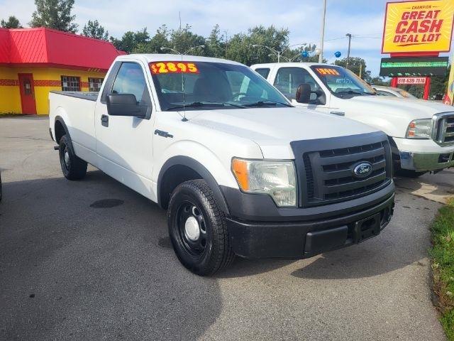 Ford F-150 XL 8-ft. Bed 2WD 2012