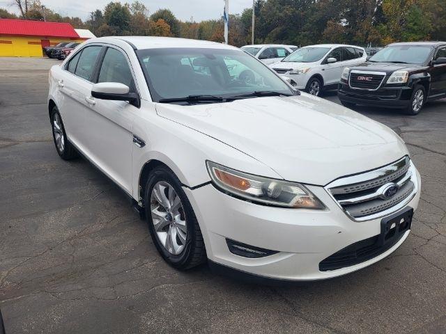 Ford Taurus SEL FWD 2011