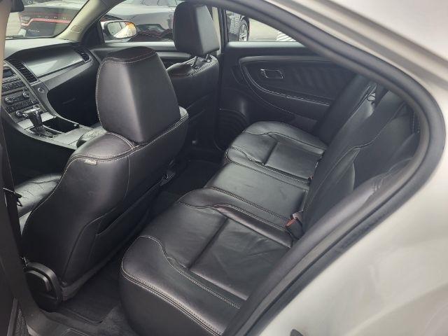 Ford Taurus SEL FWD 2011