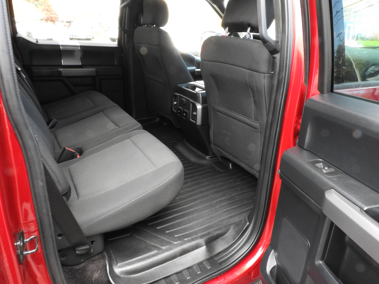 Ford F-150 XLT SuperCrew 5.5-ft. Bed 4WD 2017