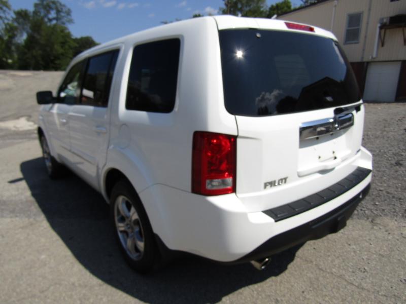 Honda Pilot EX-L 4WD 5-Spd AT 2012 Honda Pilot EX-L 4WD 5-Spd AT 2012