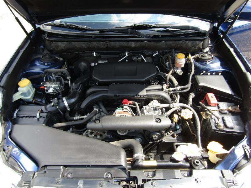 Subaru Legacy 2.5i Premium 2011