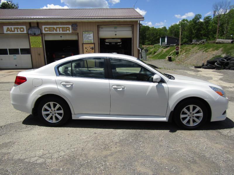 Subaru Legacy 2.5i Premium 2012