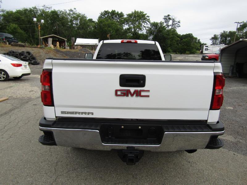 GMC Sierra 2500HD Base Long Box 4WD 2016