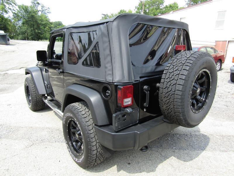 Jeep Wrangler Sport 4WD 2012