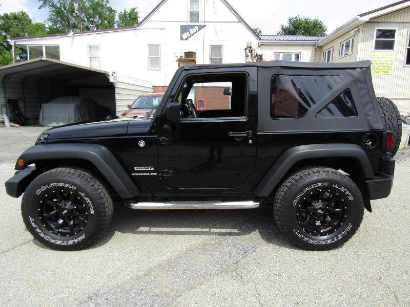 Jeep Wrangler Sport 4WD 2012