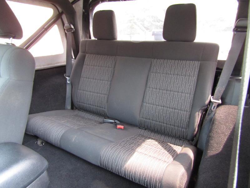 Jeep Wrangler Sport 4WD 2012
