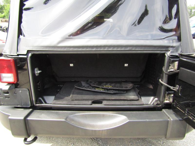 Jeep Wrangler Sport 4WD 2012
