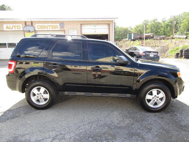 Ford Escape XLT FWD 2012