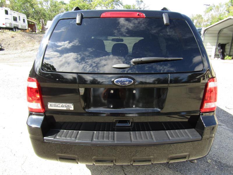 Ford Escape XLT FWD 2012
