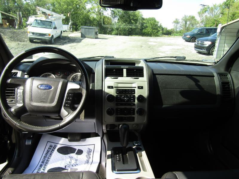 Ford Escape XLT FWD 2012
