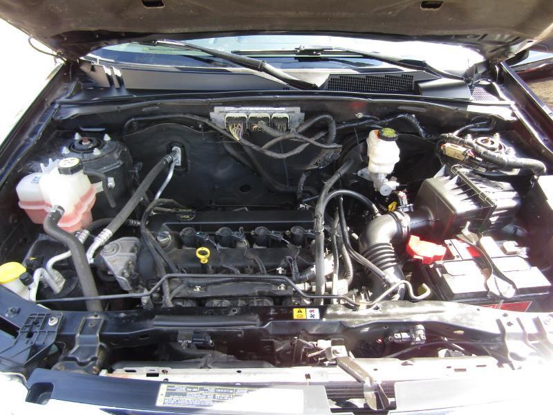 Ford Escape XLT FWD 2012