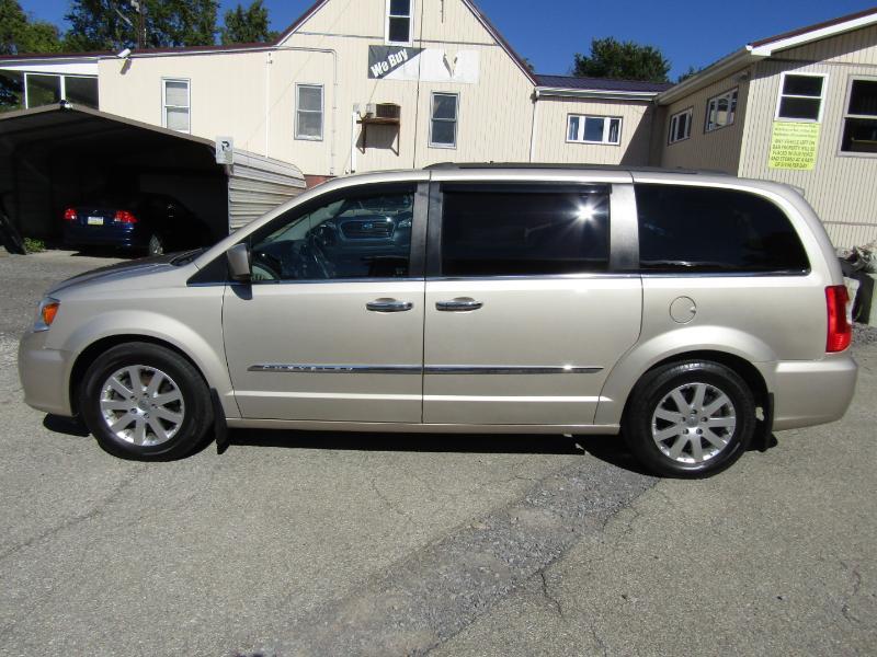 Chrysler Town & Country Touring 2016