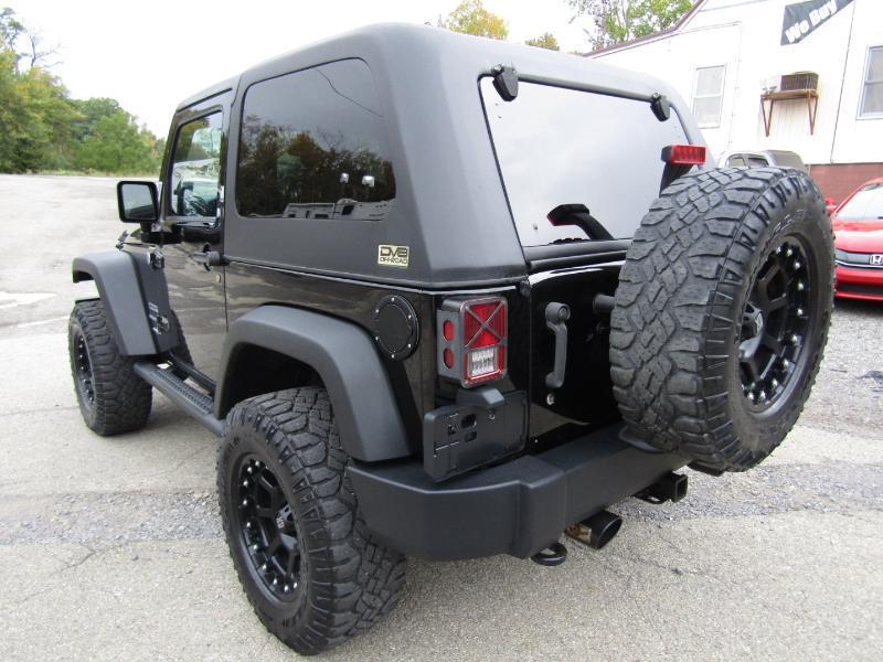 Jeep Wrangler Sport 4WD 2012